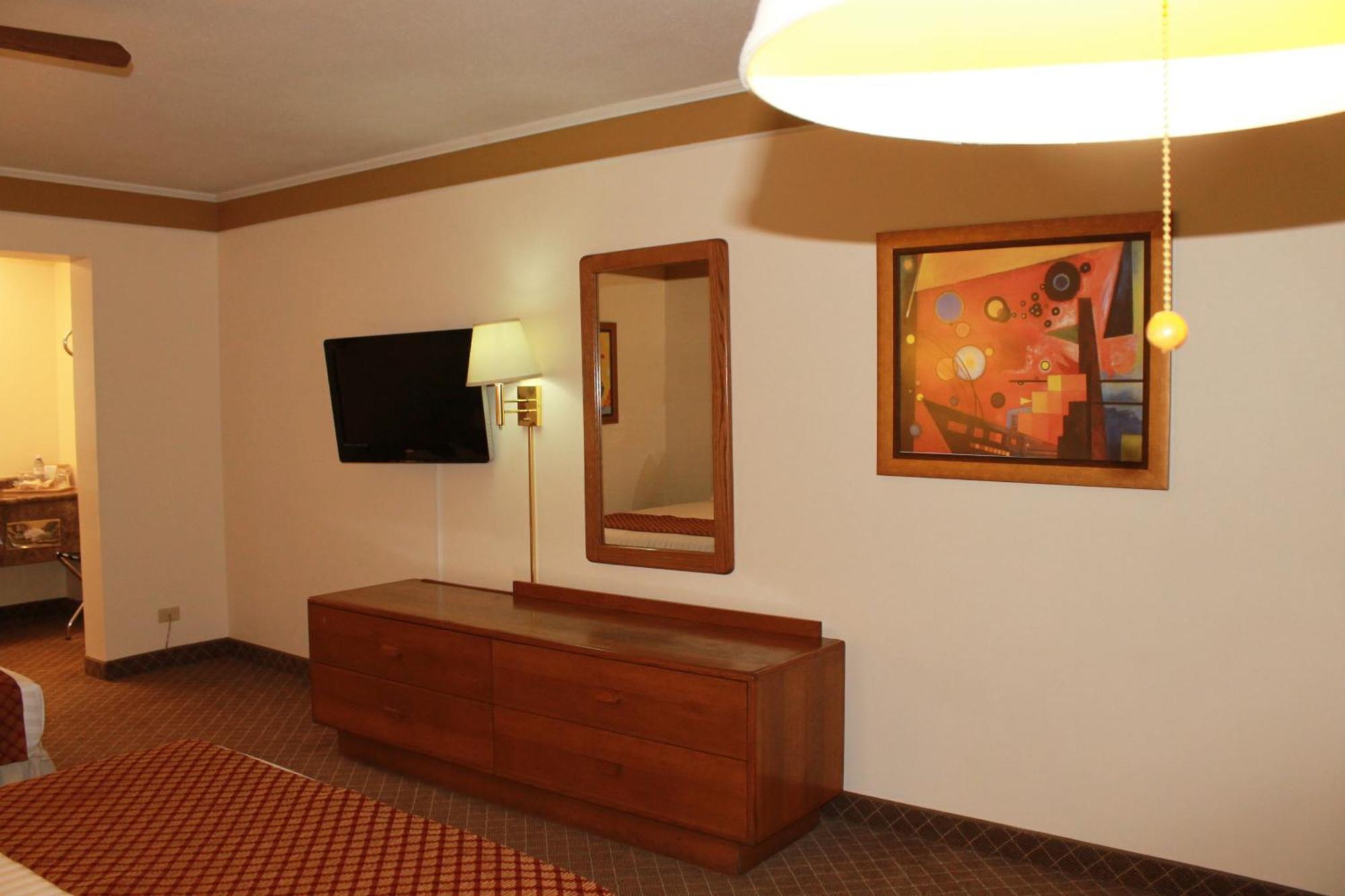 Hotel Santa Fe Camargo Room photo